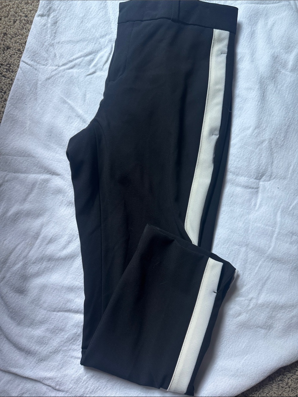 Banana Republic Black Side-Stripe L with Ivory Trim, sz 2 Petite